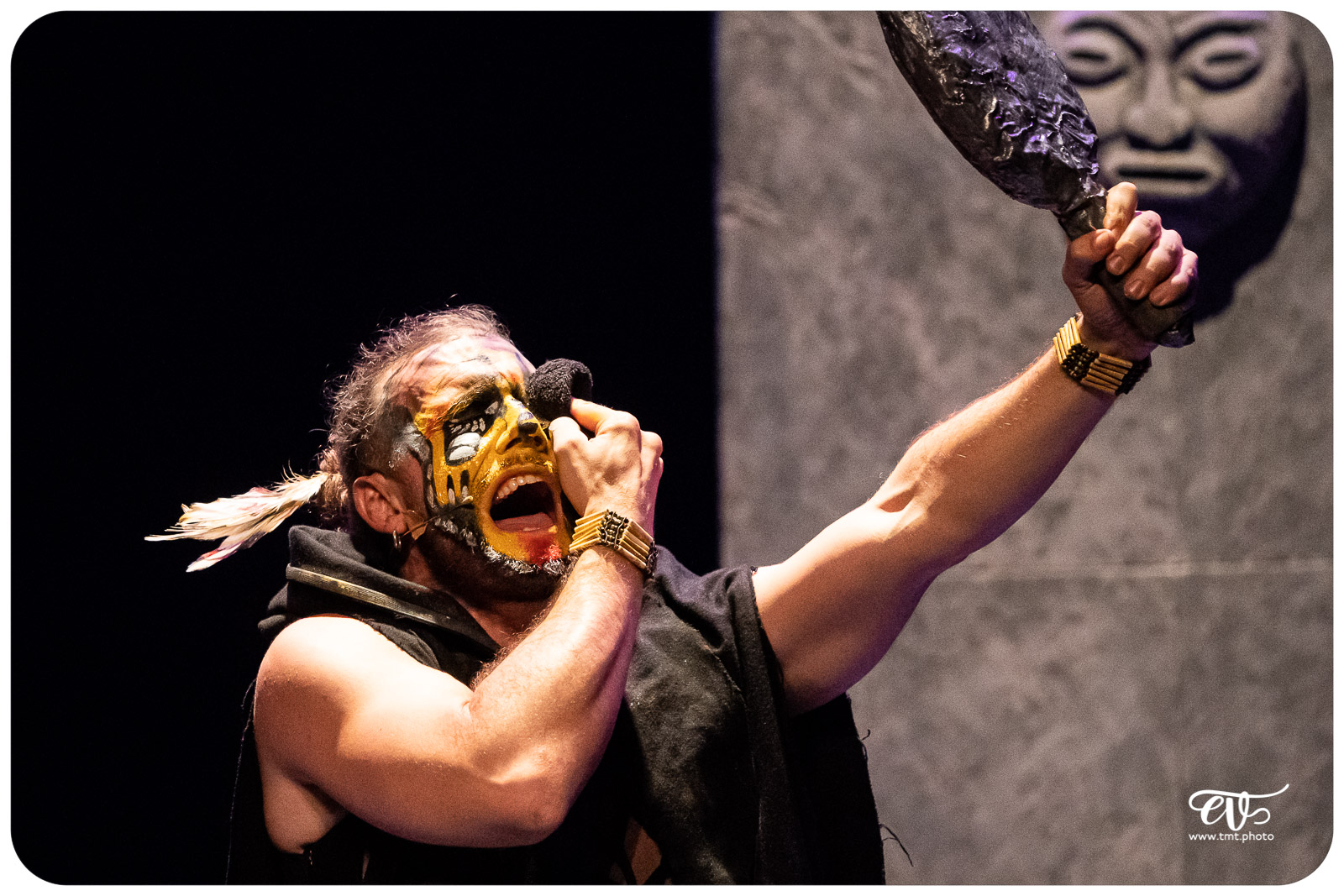 THE PRIMITALS (YLLANA & PRIMITAL BROTHERS)